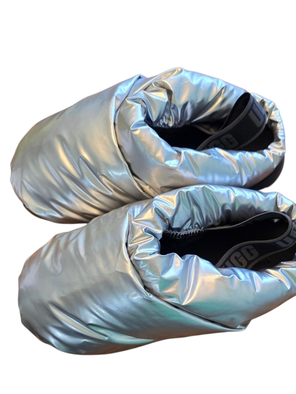 UGG  space Iridescent Puffer Slippers - Silver size 8 nwot only tried on
